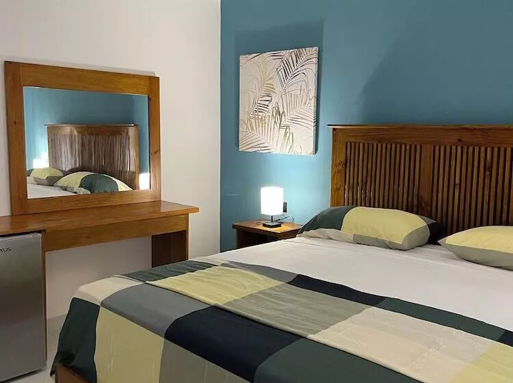 All Seasons Hotel Bayahibe