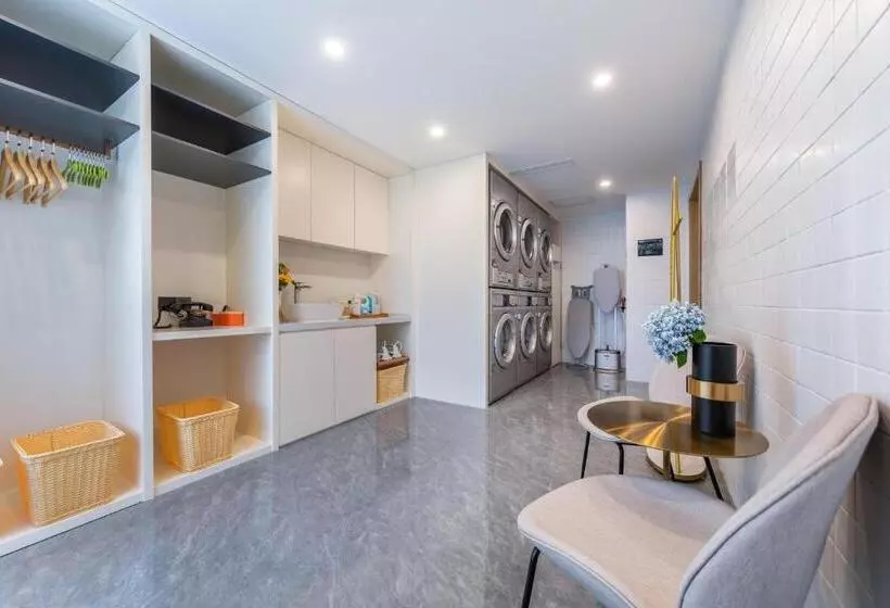 Atour Hotel Urumqi Airport Degang Wanda