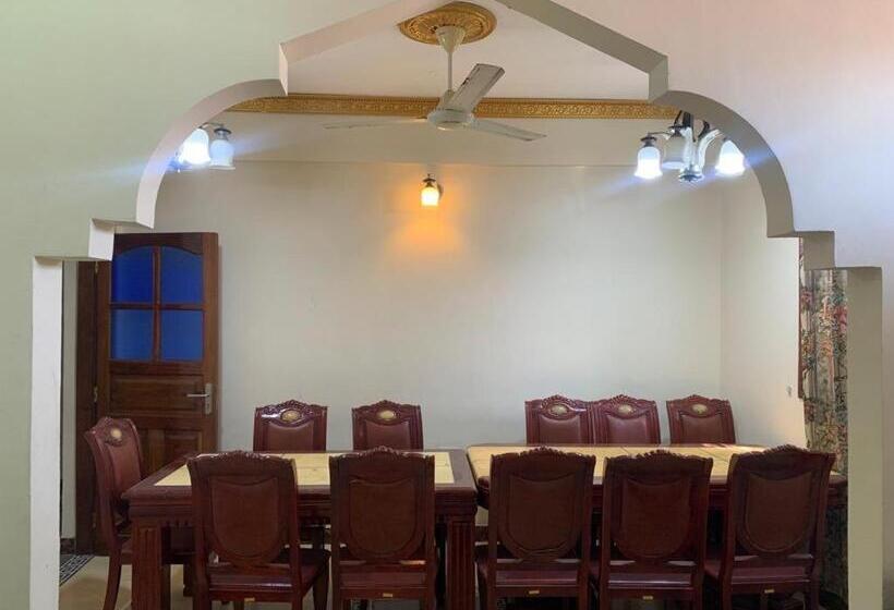 צימר Jux Apartment