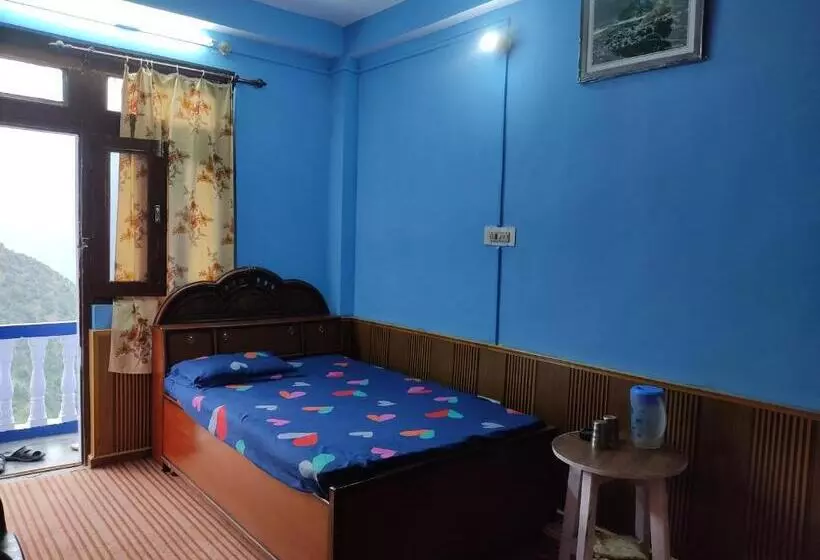 ベッドアンドブレックファースト Satkar Homestay & Camping Service