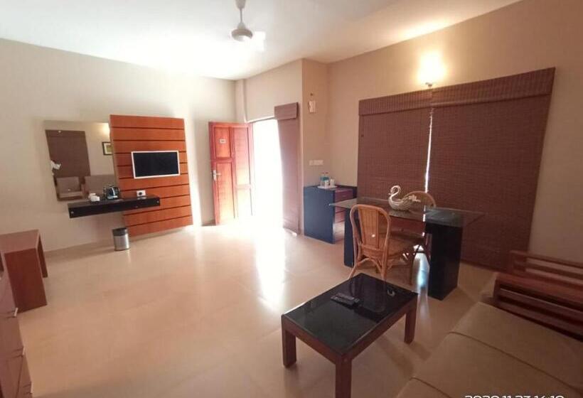 Broad Bean Resort & Ayurvedic Spa Chithirapuram