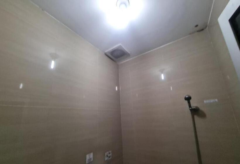 Capital O 93250 Hotel Tirta Kencana 2 Baturaden