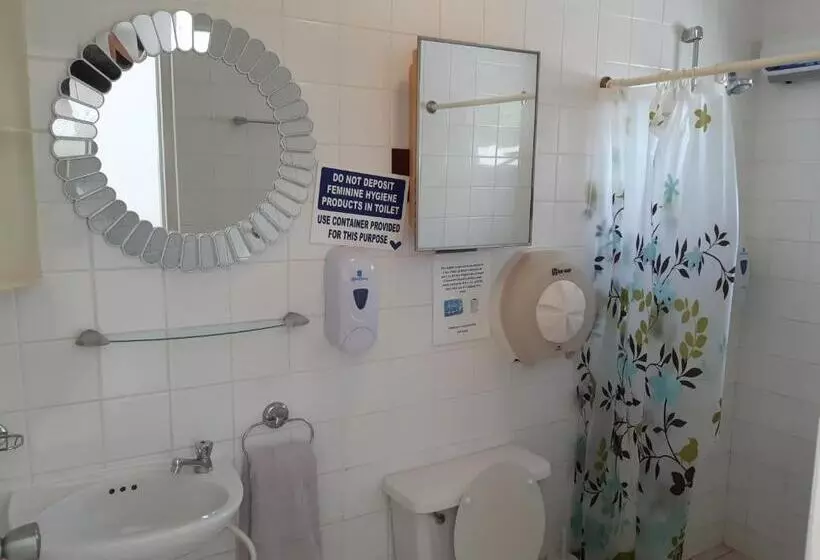 First Day Hotel On Aruba!