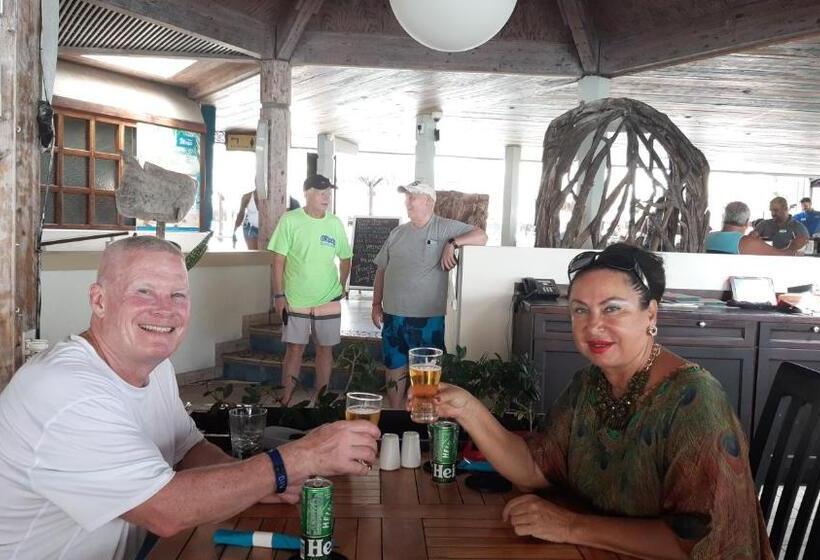 First Day Hotel On Aruba!