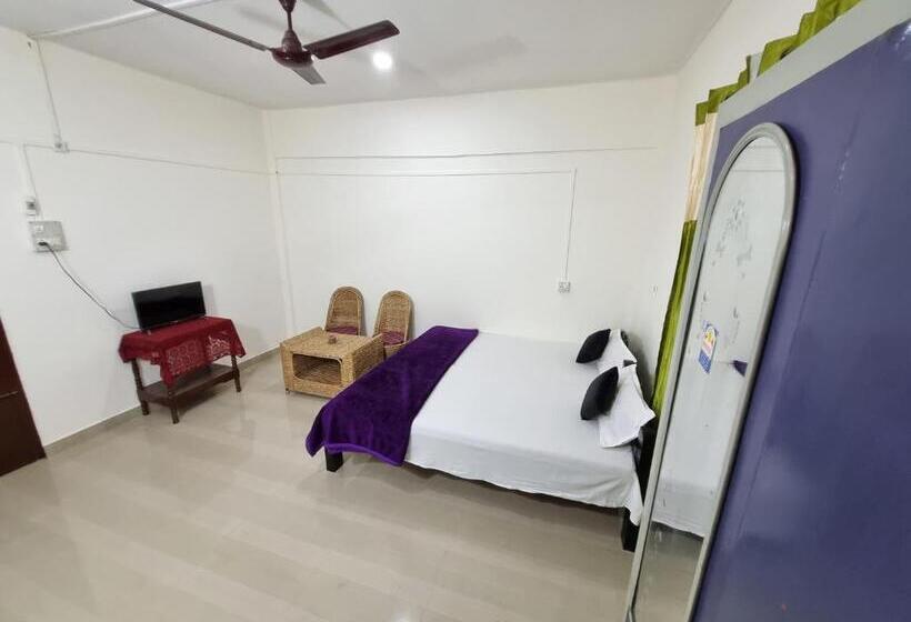 Отель Akashdeep Bhavan Khaziranga National Park