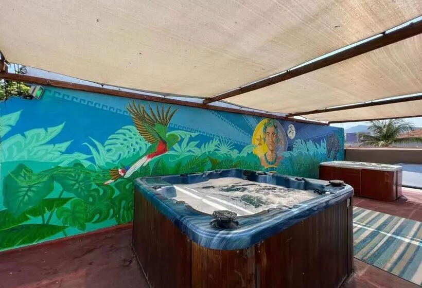 Hotelli Los Patios Loft Suites