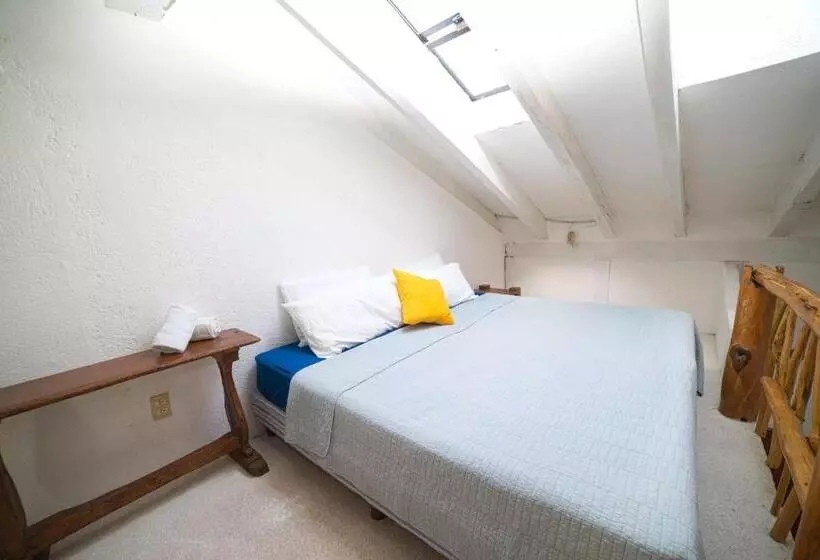 Hotelli Los Patios Loft Suites