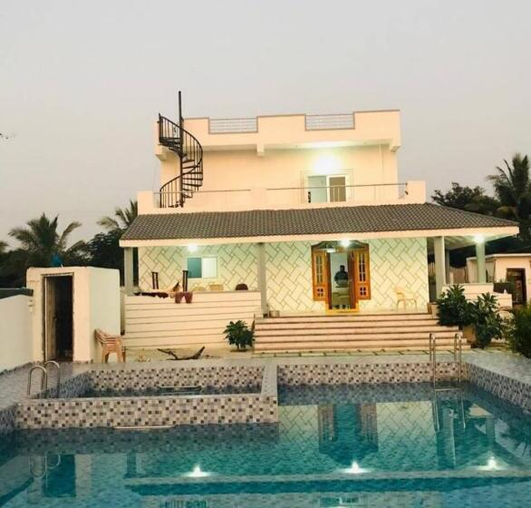 בית מלון כפרי Mini Musically Dubs