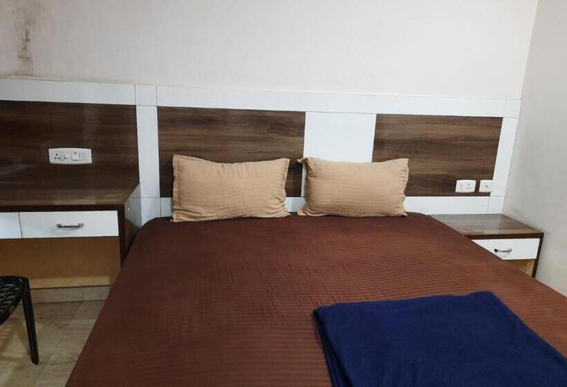 酒店 Nimalan Residency