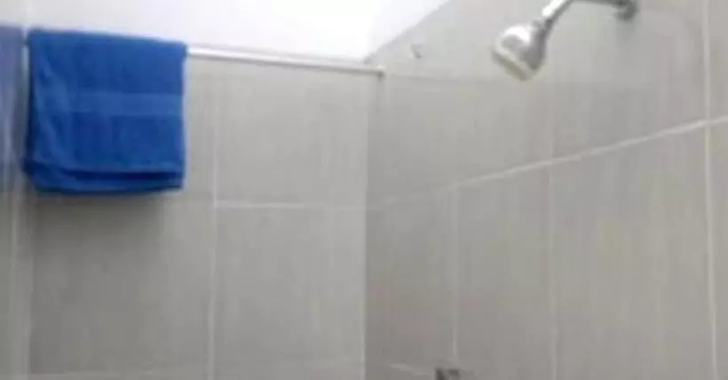 Hotelli Oyo 93286 Yellow House Syariah