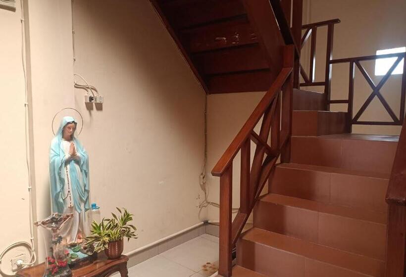 Отель Oyo 93303 Lourdes Blessing Hill