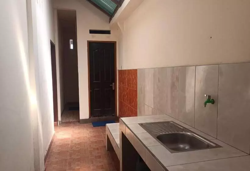 Hotelli Oyo 93303 Lourdes Blessing Hill