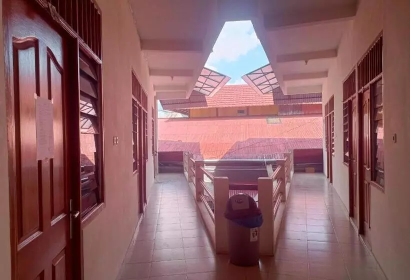 Hotelli Oyo 93303 Lourdes Blessing Hill