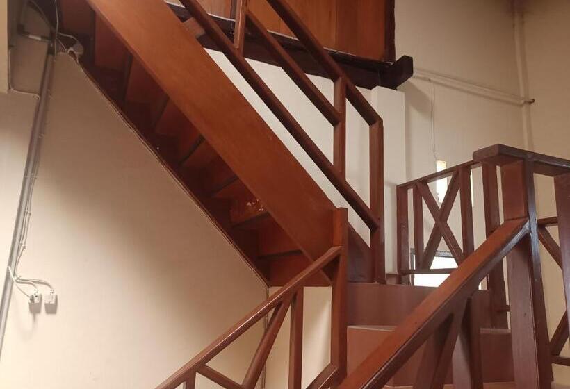 Отель Oyo 93303 Lourdes Blessing Hill