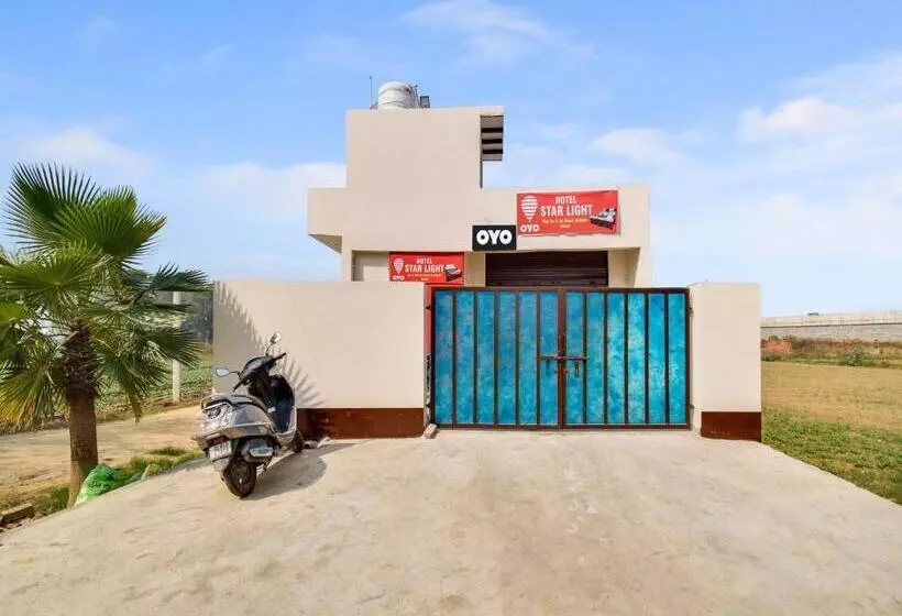 Hotelli Oyo Star Light