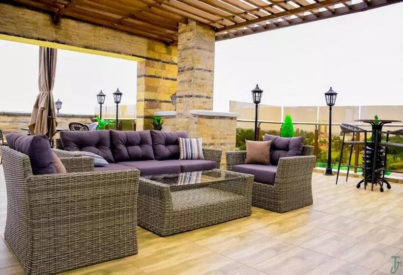 هتل Tj S Boutique