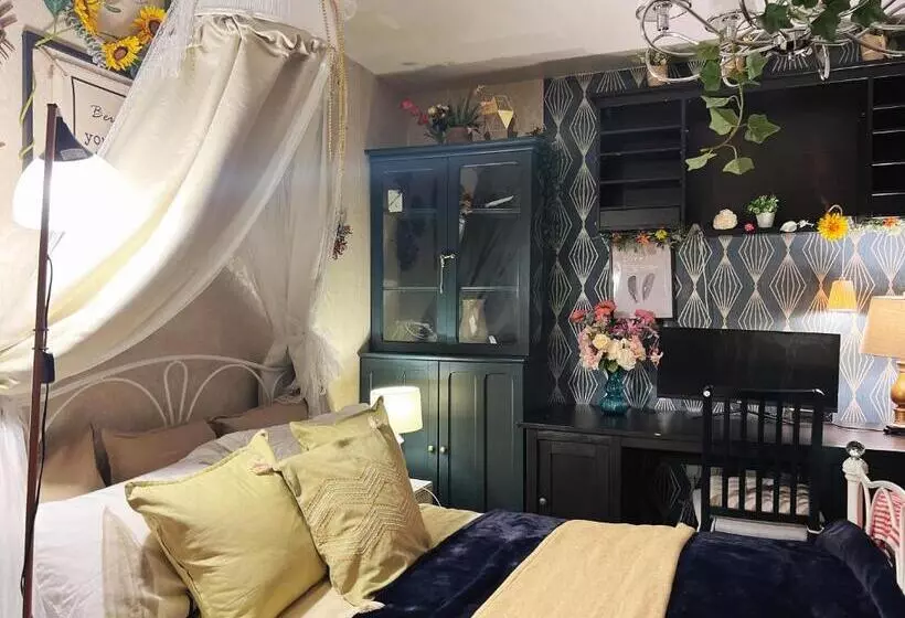 ペンション Detached House A Room In Essex