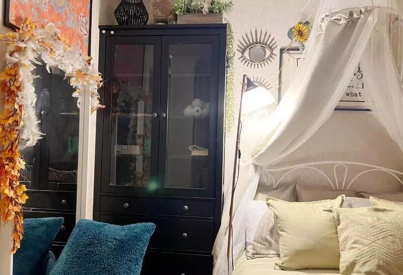 ペンション Detached House A Room In Essex
