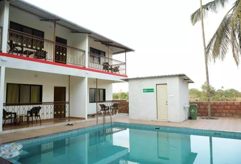 Majatalo Mokalbaug Beach Resort
