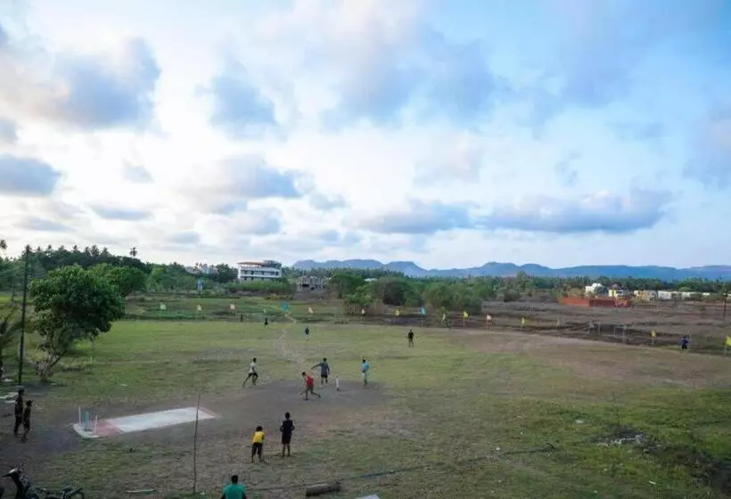 Majatalo Mokalbaug Beach Resort