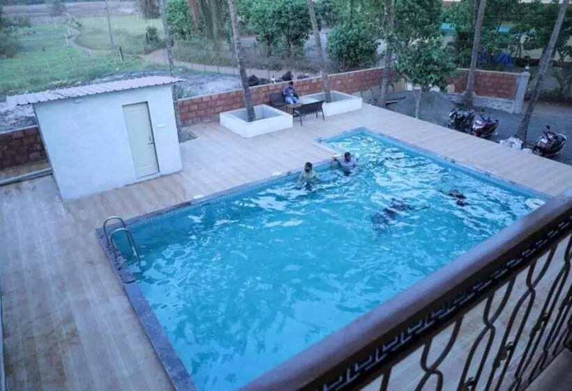 Majatalo Mokalbaug Beach Resort