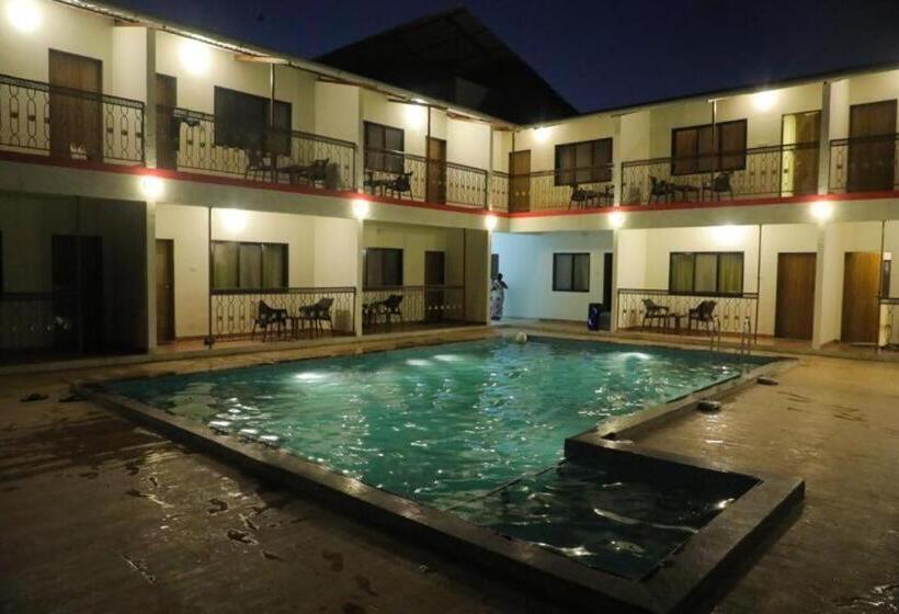 Pensão Mokalbaug Beach Resort