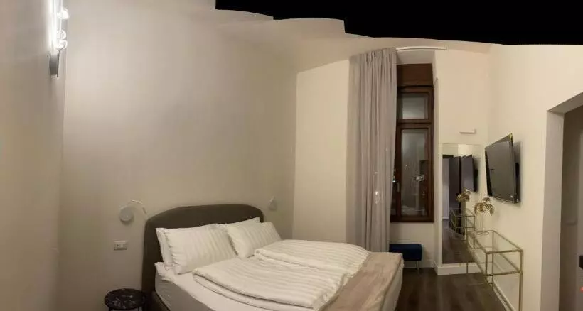پانسیون Palazzo Lachman Rooms