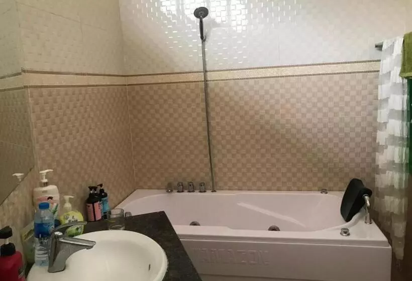 Quỳnh Hương Hotel Phú Thọ