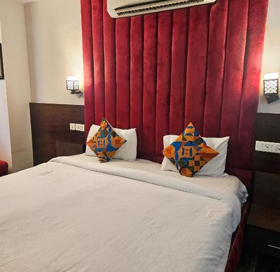 هتل Sahibs Corporate Inn   Family & Corporate