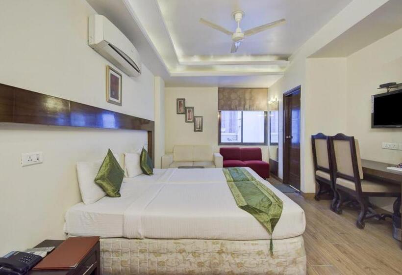 هتل Sahibs Corporate Inn   Family & Corporate