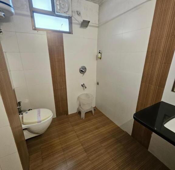 هتل Sahibs Corporate Inn   Family & Corporate