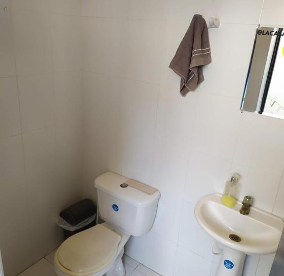 هاستل Casa Almendros