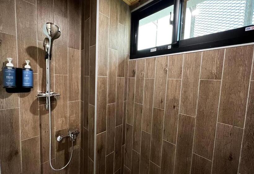 تختخواب و صبحانه 品雲岫民宿