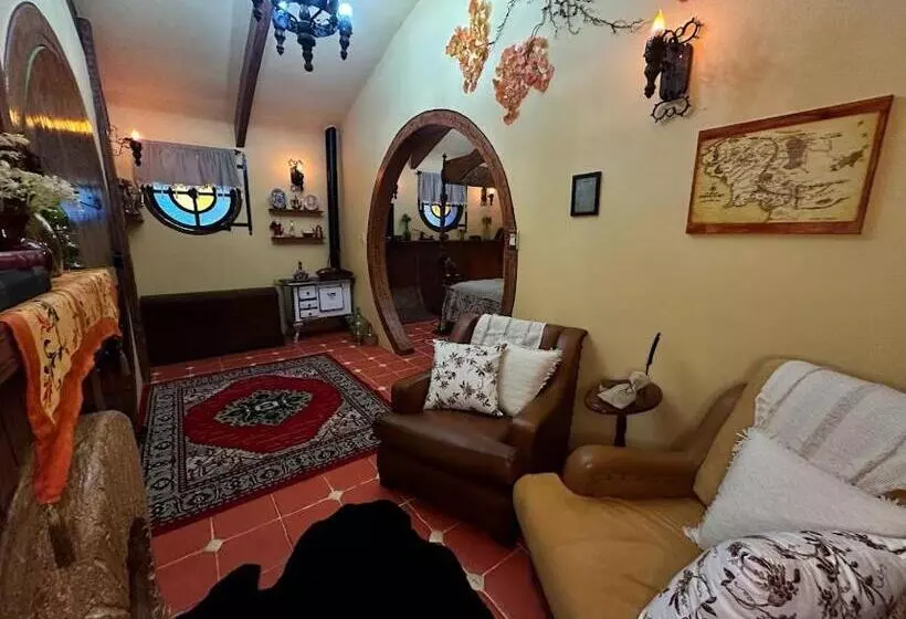 Aamiaismajoitus (B&B) Toca Do Precioso Vila Mágica