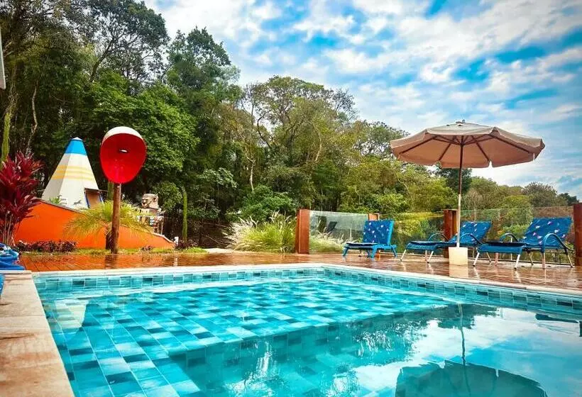 Aamiaismajoitus (B&B) Toca Do Precioso Vila Mágica