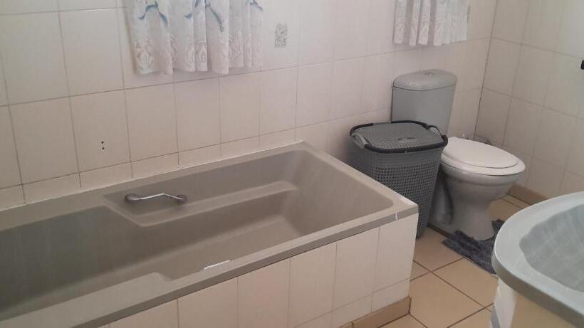 Bed and Breakfast Zanami Lodge