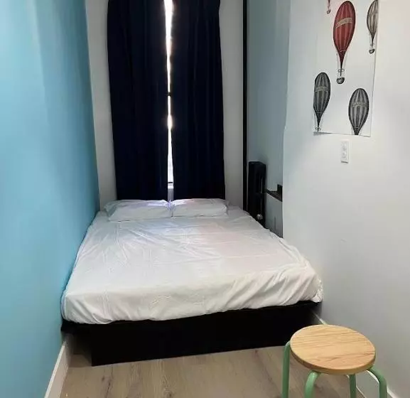 East Harlem Hostel
