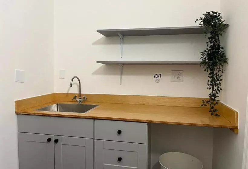 East Harlem Hostel