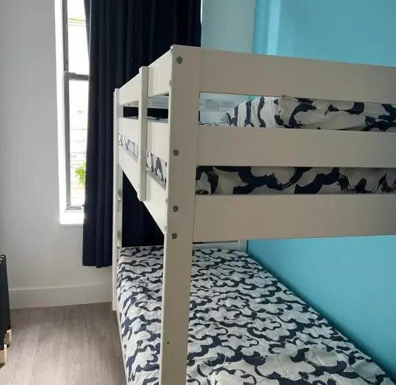 East Harlem Hostel