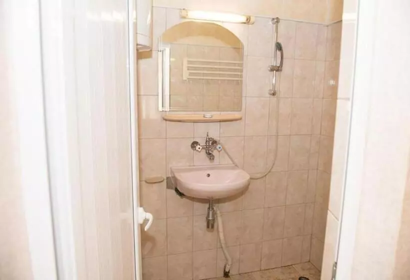 ホテル стаи за гости