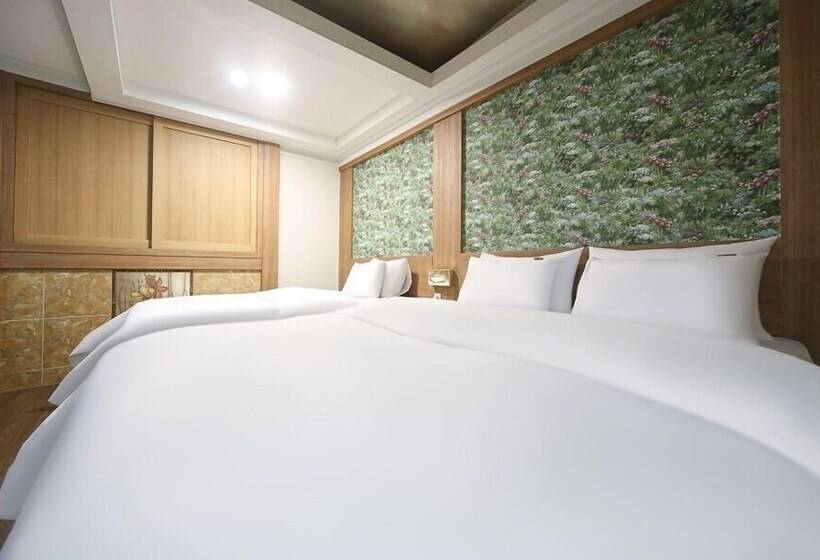 בית מלון כפרי Feel Green