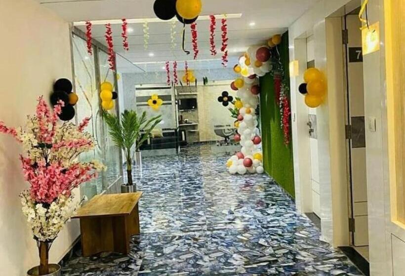 בית מלון כפרי Leegrand Inn