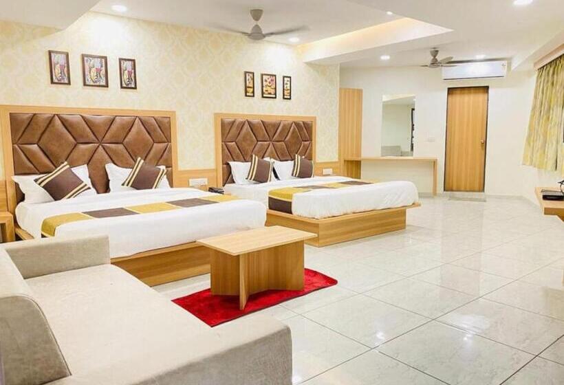 בית מלון כפרי Leegrand Inn