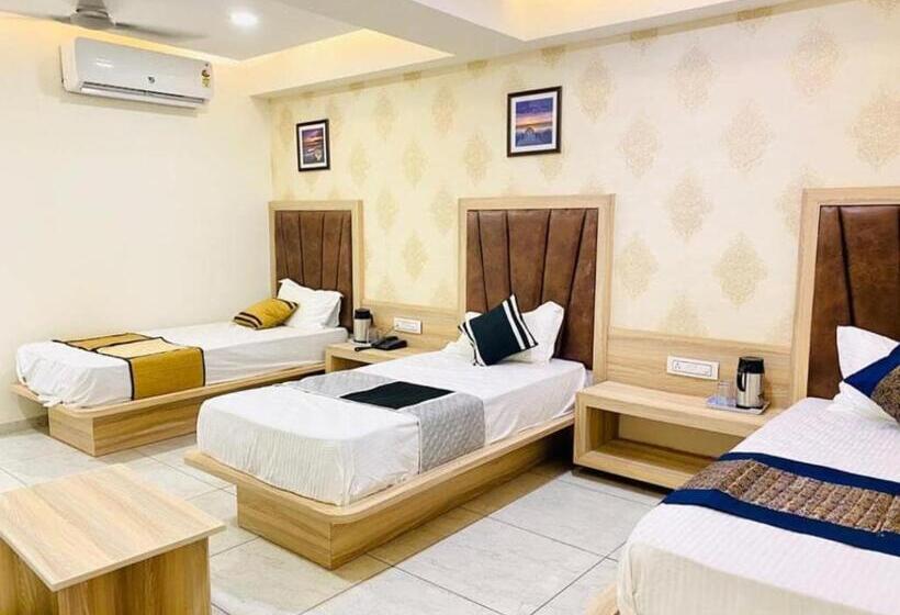 בית מלון כפרי Leegrand Inn