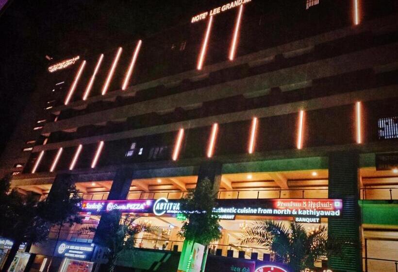 בית מלון כפרי Leegrand Inn