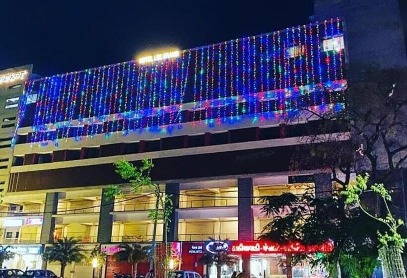 בית מלון כפרי Leegrand Inn