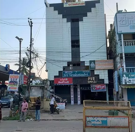 Hotelli Lodge Sri Venkatadri