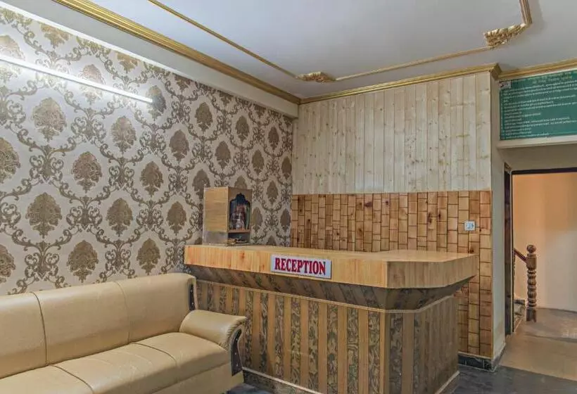 Hotel Silver Moon