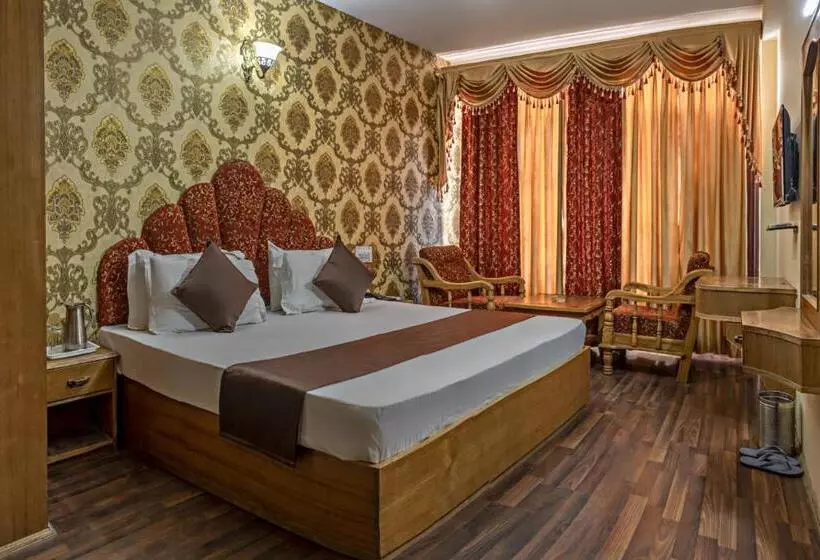Hotel Silver Moon