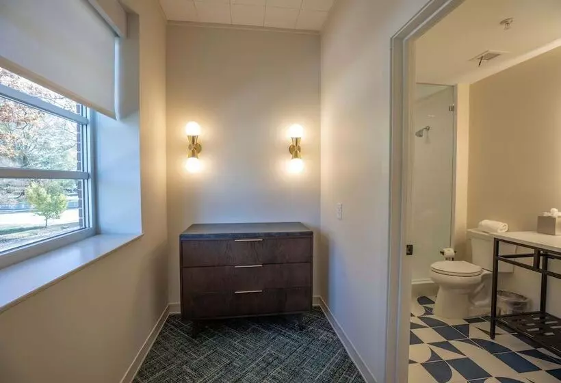 ホテル The Holbrook